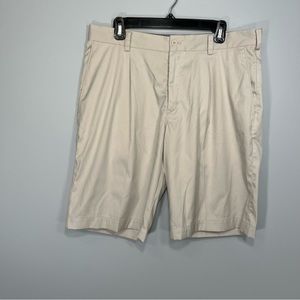Nike Shorts Adult 34 Cream Tan Pleated Front DriFit Golf Golfer Outdoors Mens